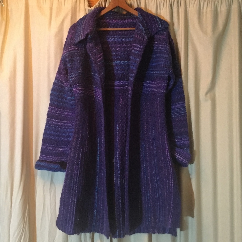 Long purple/deep violet A-line hand-knit wool coat with side slits-M